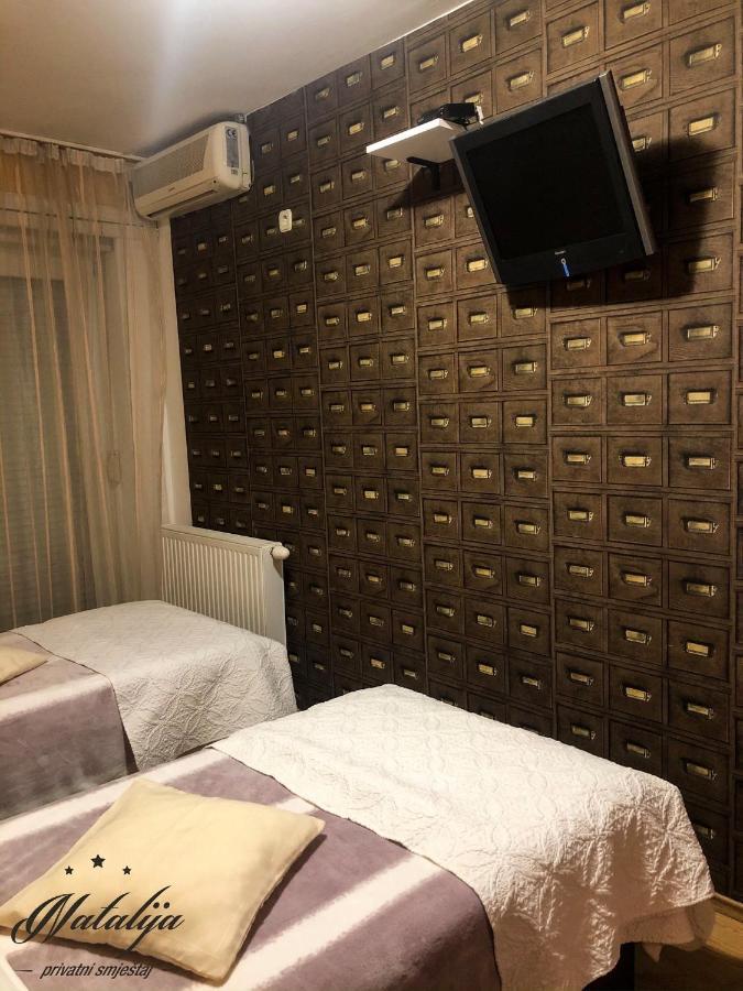 Smjestaj Natalija Hotell Osijek Exteriör bild